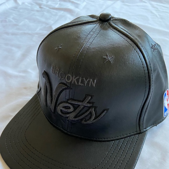 Brooklyn Nets Leather Hat - Picture 4 of 15